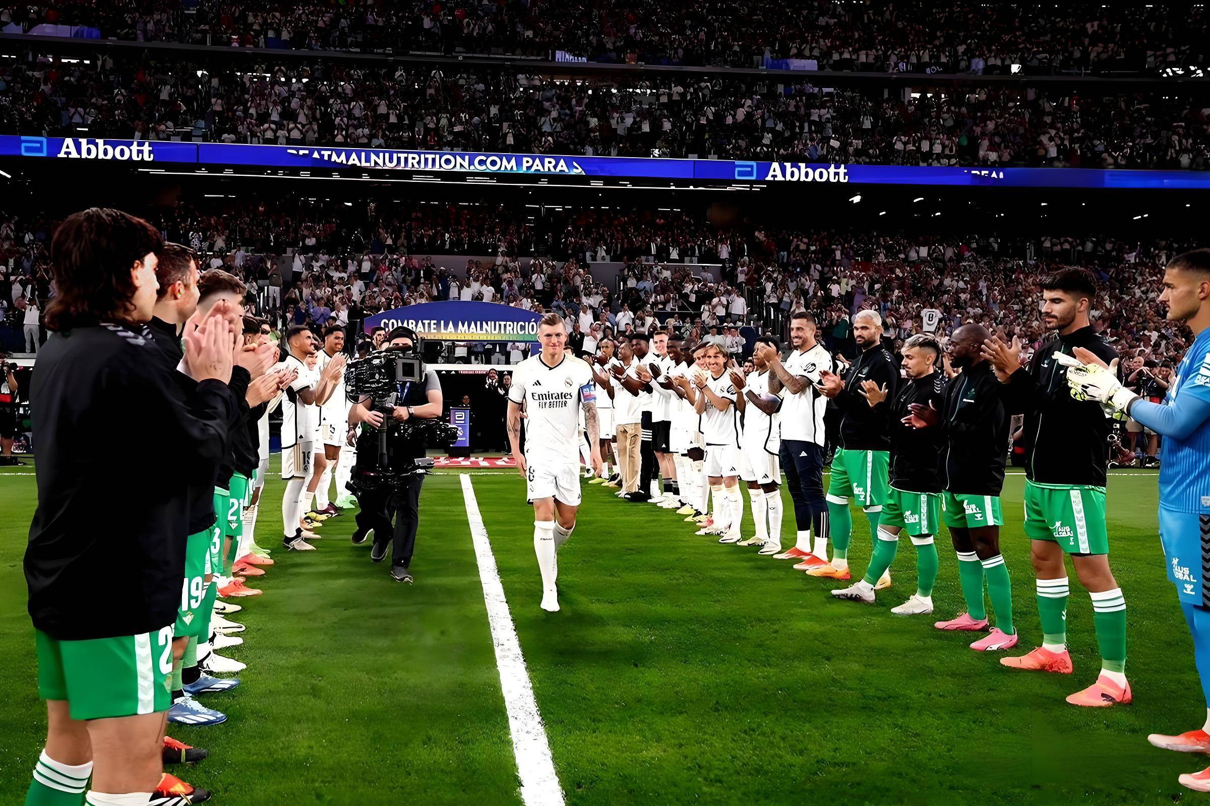 亚的猛烈攻 亚的猛烈攻