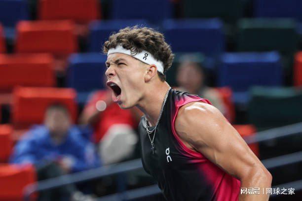 在世界女子 在世界女子