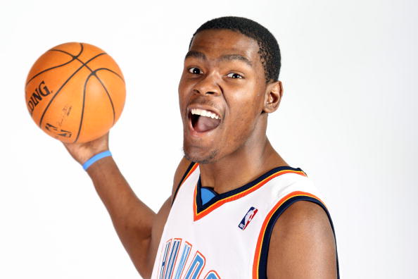 斯基拉：桑乔拒绝罗马500万欧年薪报价，他在曼联年薪1050万