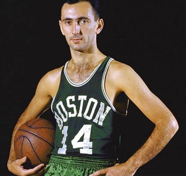 体育CBA：主场取胜 广州队92-77宁波队