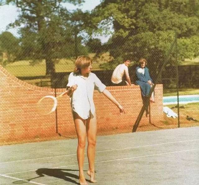 面向球门的 面向球门的