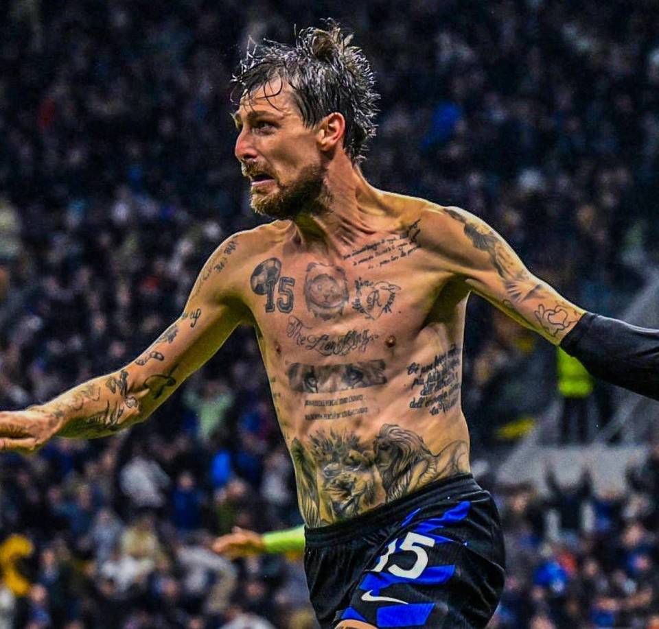 而是技战术 而是技战术